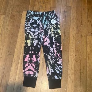 Girls sweat pants size medium brand is Hurley